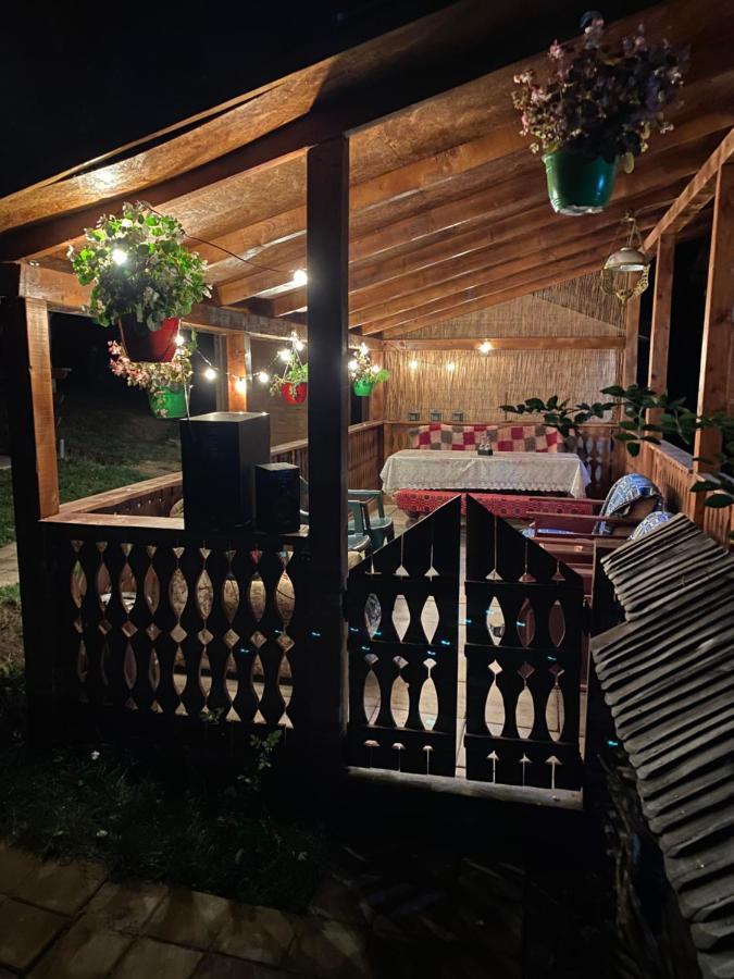 Floare De Maramures 1 Vadu Izei Exterior photo