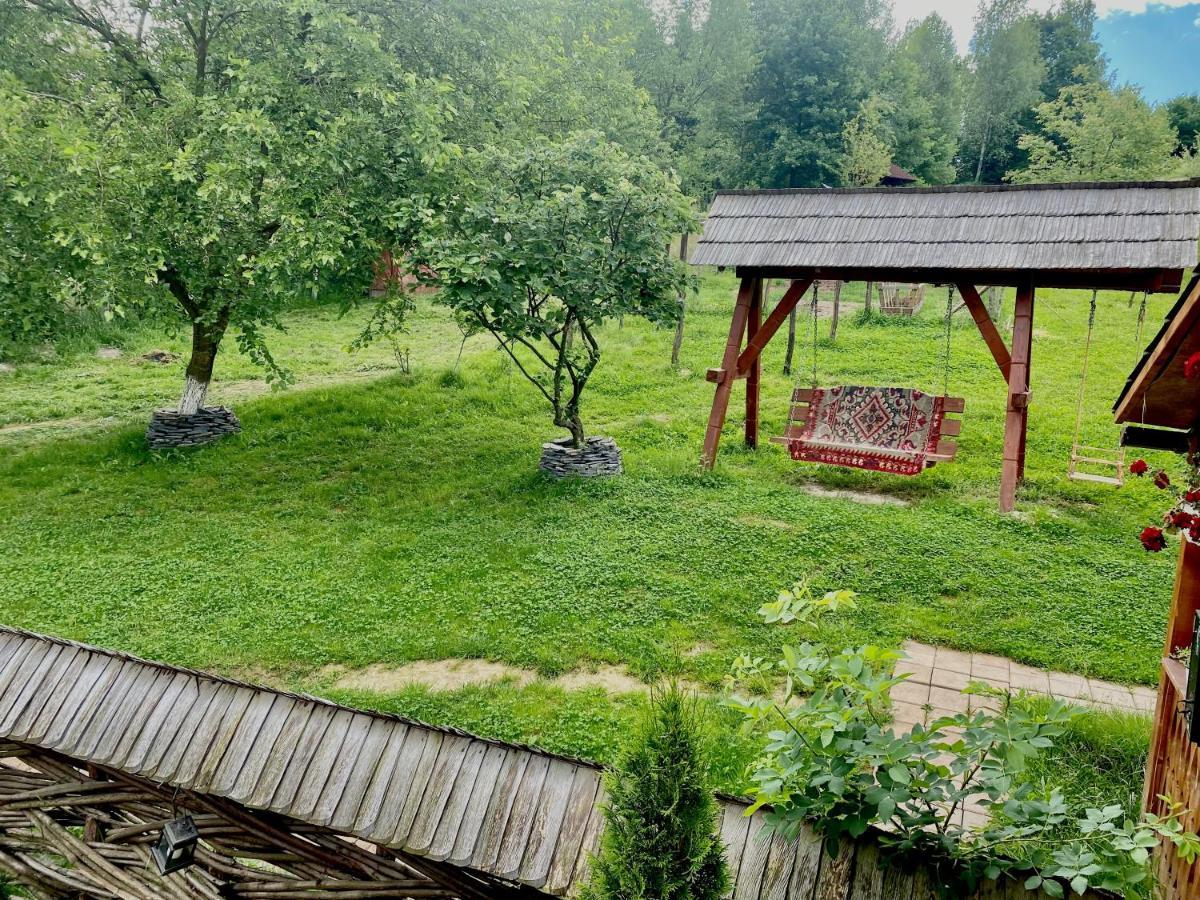 Floare De Maramures 1 Vadu Izei Exterior photo